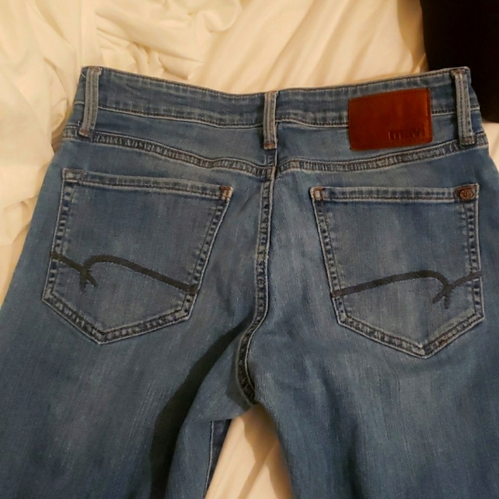 Jeans - Picture 2 of 4
